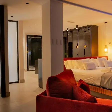 וילה 7 Bedroom - By Apricus Holidays