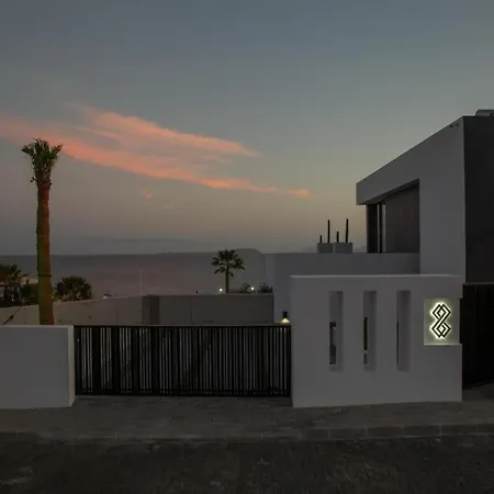 וילה 7 Bedroom - By Apricus Holidays *